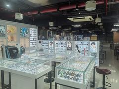 -三叶眼镜城(八佰伴店)