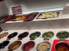 -左庭右院鲜牛肉火锅(金山万达店)