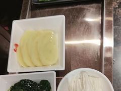 -七欣天香辣蟹火锅(上海银亿滨江店)