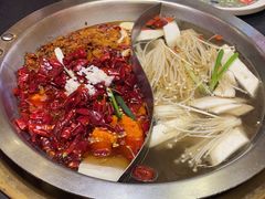 -沸炉重庆老火锅(军事博物馆店)