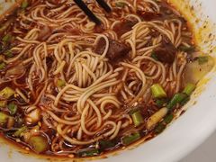 -李与白包子铺(桐梓林店)