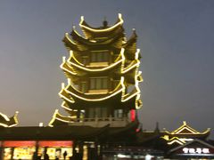 -慈城服务区-停车场