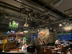 大堂-醉巫山纸包鱼·私房菜