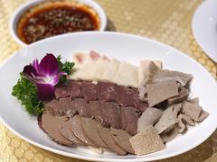 -巴扎美食·新疆菜·西域歌舞表演餐厅(新疆大厦店)