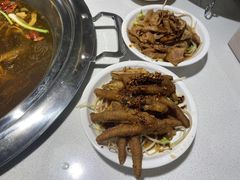 -老房老舍重庆火锅(假日城市店)