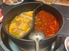 -沸炉重庆老火锅(军事博物馆店)