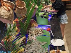 -亚龙湾希尔顿自助餐厅·海鲜·烧烤·沙滩BBQ·现场乐队
