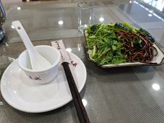 -李春秋驴肉火烧总店