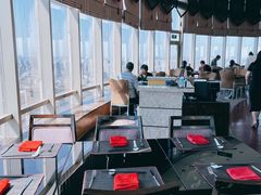 -怡豪大饭店·银顶旋转餐厅