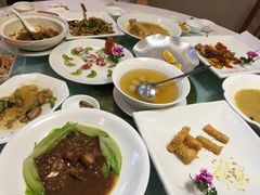 -宜宾海鲜酒家·三十年老字号