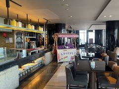 -唐拉雅秀酒店-西锦汇空中BBQ·思创餐厅