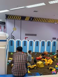 -孩子王童乐园(西安盛龙店)