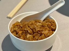 蟹黄煲仔饭-屋里厢上海菜馆