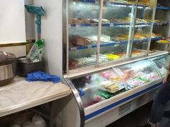 自助取餐区-张记炸串肠粉