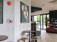 大堂-星巴克臻选(上海长风大悦城店)