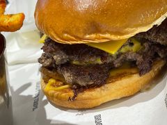 肉食霸王龙汉堡-TRIPS BURGER(大钟寺店)