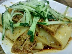 石河子凉皮-巴依兄弟西域美食(机场店)
