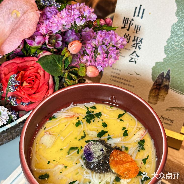 这家粉色系料理简直是为女神月准备哒！