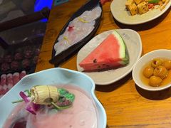 -老牌坊云南鱼豆花火锅(嵩山店)