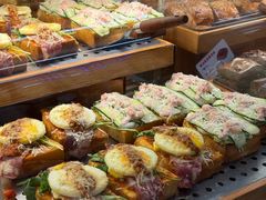 -红星前进面包牛奶公司(君太店)