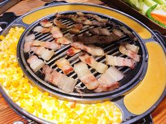 猪五花肉-青瓦炭韩潮烤肉(花园道店)