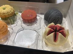 乌豆蛋黄酥-陶陶居饼家(惠福东路店)