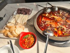 -安吉美渝石锅鱼(芜园西路店)