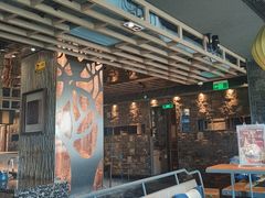 -湊湊火锅·茶憩(南京东路悦荟店)