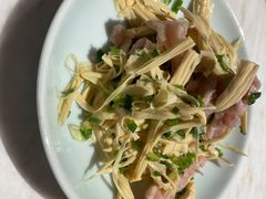 葱香腐竹拌鸭掌-小吊梨汤·北京菜·烤鸭(鸟巢店)