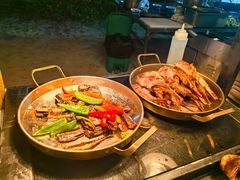 -亚龙湾希尔顿自助餐厅·海鲜·烧烤·沙滩BBQ·现场乐队