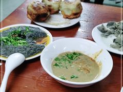 -宝瑞门钉肉饼店