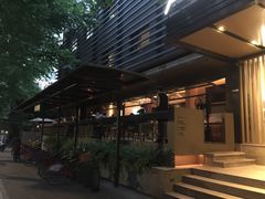 -杭州西湖湖滨银泰亚朵酒店