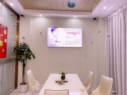 -苗方清颜祛痘·皮肤管理