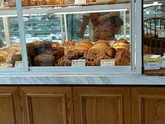 面包甜点陈列柜-老大昌(淮海中路店)