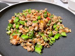 金不换龙豆爆手剥鲜螺仁-广州富力丽思卡尔顿酒店·丽轩·粤菜