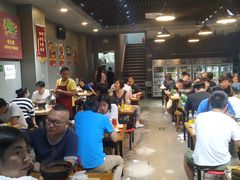 大堂-范贤光鸡公煲(平乐园总店)