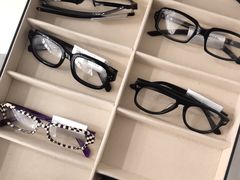 -目艮眼镜SHOWROOM(品牌集合店)