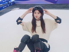-Hopo Snow 城市滑雪空间(滨江宝龙城店)