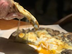 松露披萨-Mercato莫卡多露台餐厅与酒吧(K11店)