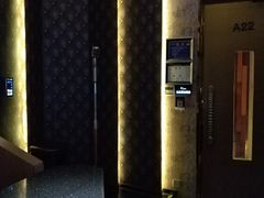 -K+全国连锁KTV(绿地缤纷天地店)
