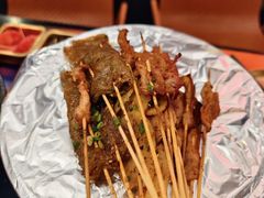 -何师烧烤Pro ·江湖川菜·小龙虾·精酿啤酒(太古里旗舰店)