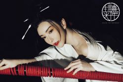点击看大图 -持熹光年写真体验馆