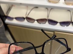 -沫芮眼镜·蔡司官方授权店(人民广场店)