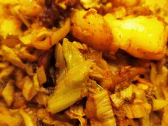 酸菜炖肉-乌兰湖畔草坪轻奢营地