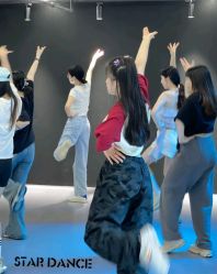 -STAR舞蹈工作室