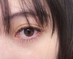 -花岐款式专研健康美甲沙龙