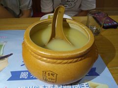 -小木屋米酒店总店