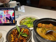 砂锅丸子-峨嵋小镇·川菜(勒泰中心店)