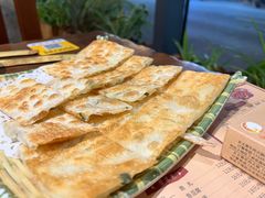 -乡土黄·鲜牛肉火锅·小龙虾(兴业街店)
