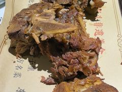 -东口码头·烧鸽子·鱼头泡饼·地方菜(金鹰悦城店)